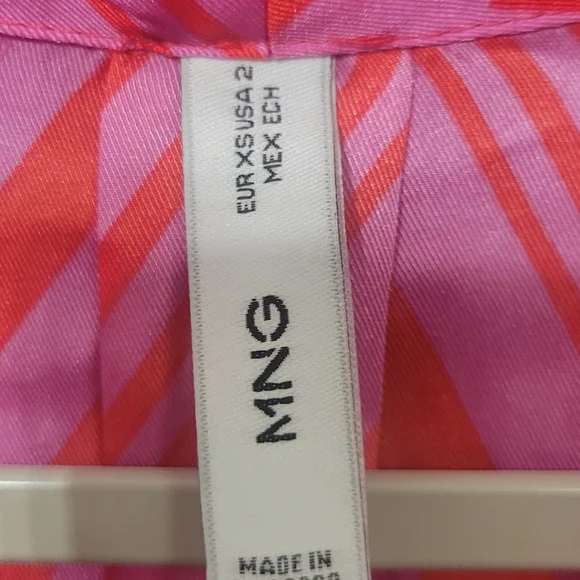 MANGO  MNG  Satin print blouse Size 2 - Picture 9 of 10